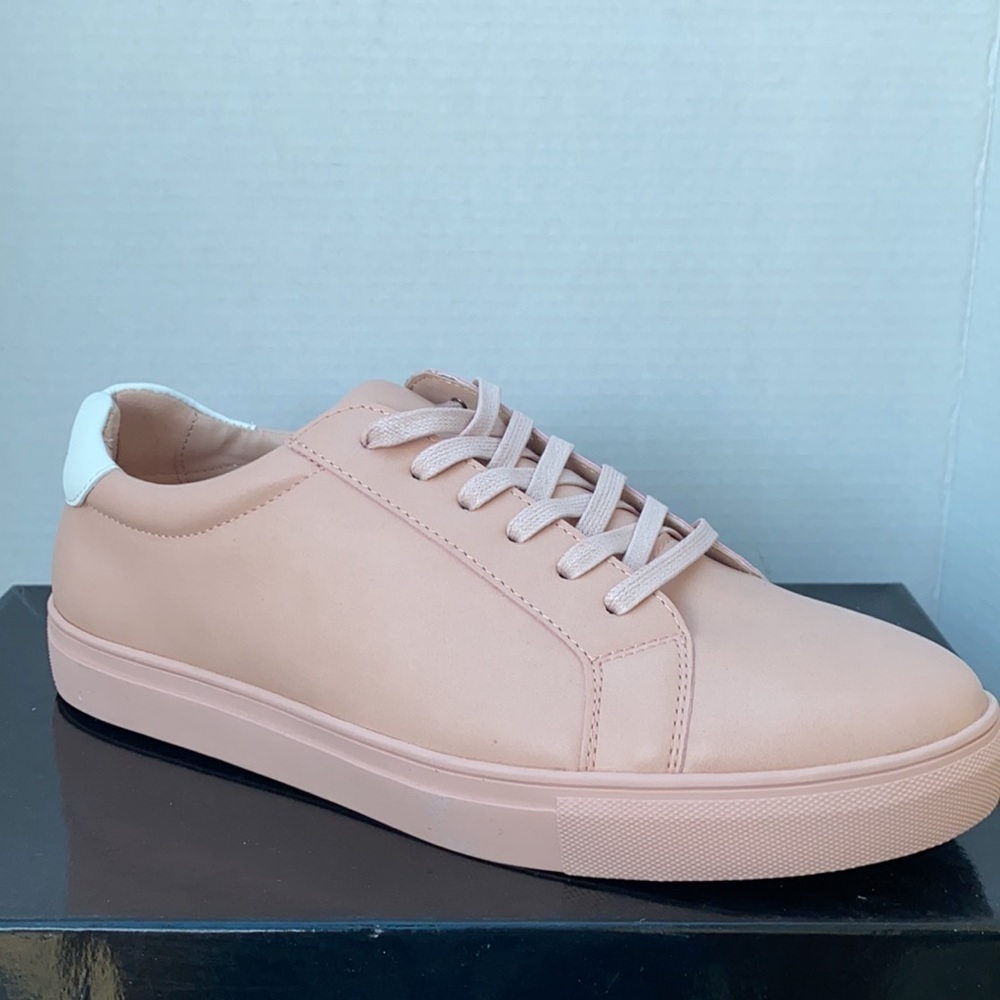 New G BY GUESS Camron Dupk Women's Shoes